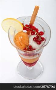 Ice cream/sorbet sundae in glass