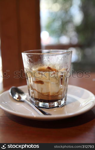 ice cream with coffee