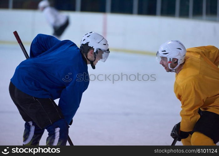 ice hockey sport players comptetition concpet