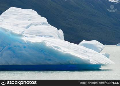 Iceberg in lake, Lake Argentino, Los Glaciares National Park, Santa Cruz Province, Patagonia, Argentina