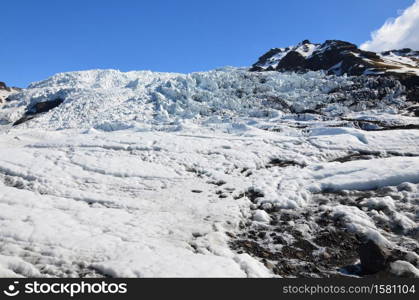 Iceland&rsquo;s Skaftafell Glacier under beautiful blue skies.