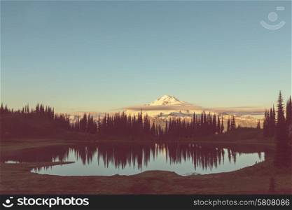 Image lake and Glacier Peak in Washington, USA
