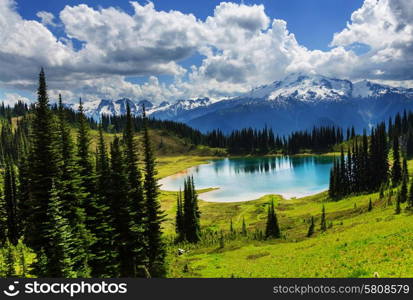 Image lake and Glacier Peak in Washington, USA