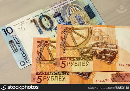 Image of the banknotes of new banknotes five and ten rubles, put into circulation July 1, 2016,