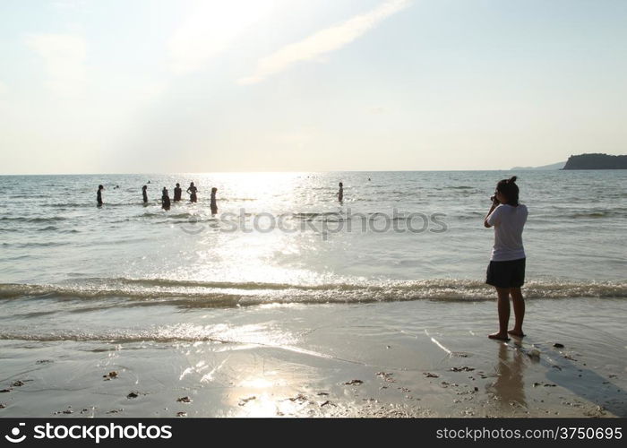 Images were photographed sea. The sun is about to fall. The sea is very beautiful.