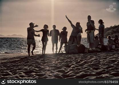 in australia unidentified people have party in the beach