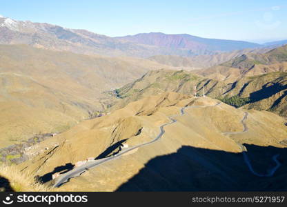 in ground africa morocco the bush dry atlas mountain