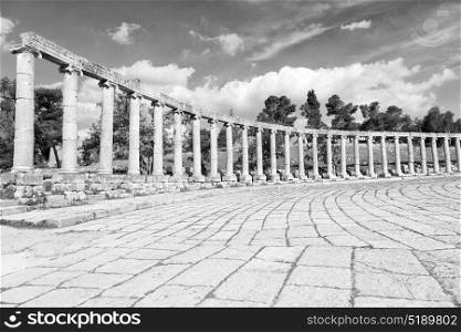 in jerash jordan the antique archeological site classical heritage for tourist