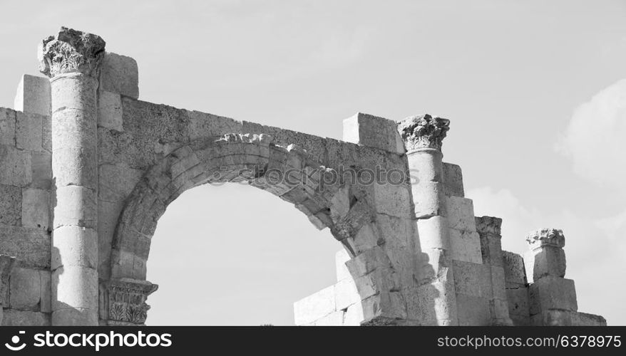 in jerash jordan the antique archeological site classical heritage for tourist