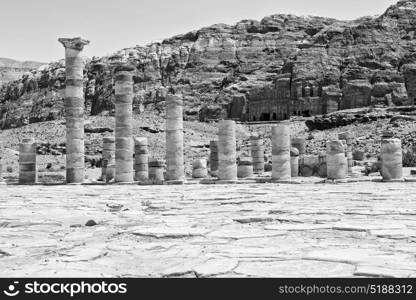 in petra jordan the antique street full of columns and architecture heritage