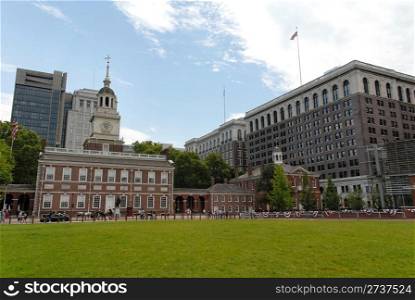 Independence Hall & modern buildings, Philadelphia, Pennsylvania