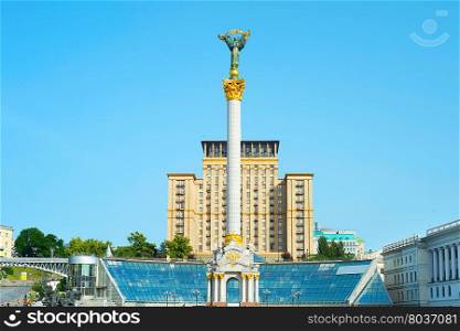 Independence Monument on the Maidan Nezalezhnosti square in Kiev, Ukraine&#xA;