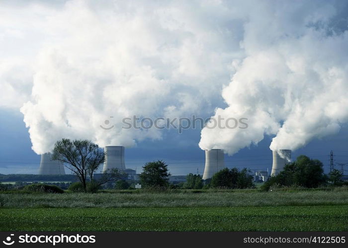 Industrial power station with smoke