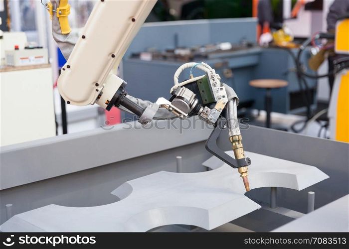 Industrial welding robot arm