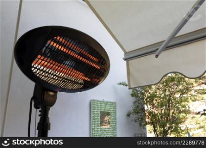 infrared lamp for garden and balcony heating early spring days
