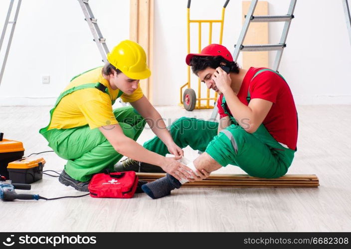 Injured worker and his workmate 