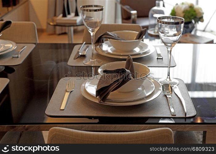 interior designs, home dinner table place setting