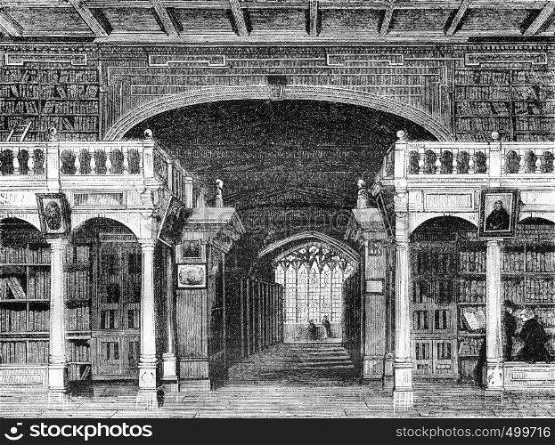 Interior of the Bodleian Library at the University of Oxford, vintage engraved illustration. Magasin Pittoresque 1842.
