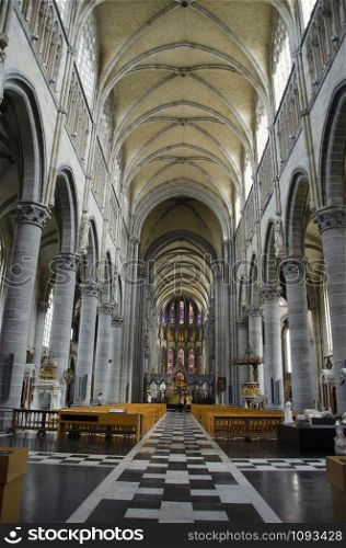 Interior view of St. Martin&rsquo;s Cathedral, also called St. Martin&rsquo;s Church, Belgium, Ypres, Belgium, Europe