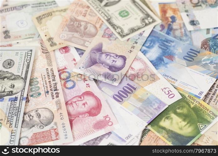International currencies banknotes