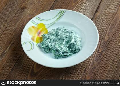 Iranian Yogurt and Spinach Dip - Borani