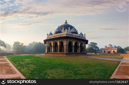 Isa Khan&rsquo;s Tomb in the morning light of Delhi, India.. Isa Khan&rsquo;s Tomb in the morning light of Delhi, India