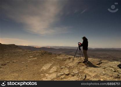 Israeli desert night landscape photographer