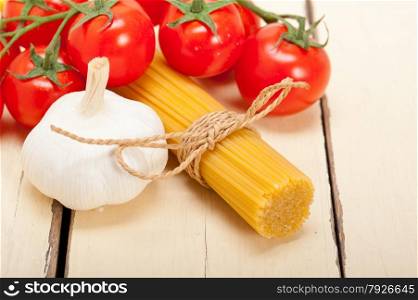 Italian basic pasta fresh ingredients cherry tomatoes garlic