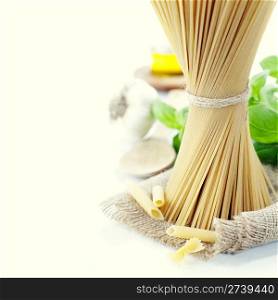 Italian Pasta with garlic, olive oil and basil
