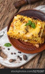 italian traditional lasagna