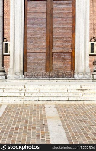 italy lombardy in the somma lombardo old church closed brick tower wall