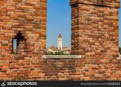 Italy: view of the old tower from the Castelvecchio bridge