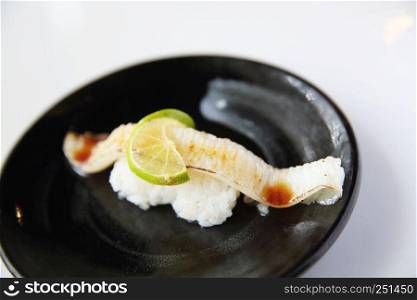 Japanese cuisine Enkawa (halibut) Sushi