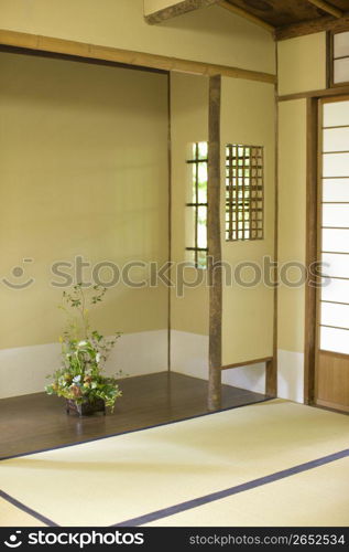 Japanese-style room