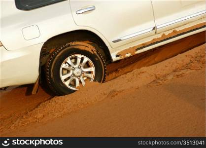 jeep safari in the sand dunes of the arabian desert