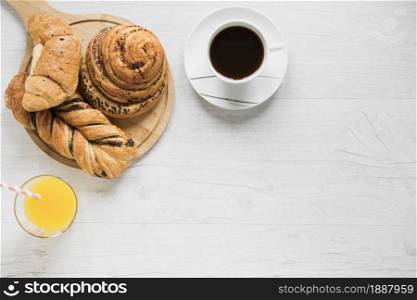 juice coffee near buns . Resolution and high quality beautiful photo. juice coffee near buns . High quality and resolution beautiful photo concept