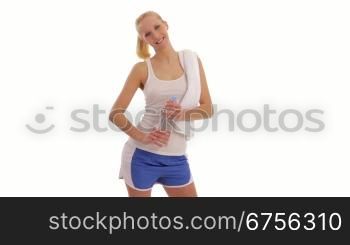 Junge Frau mit Wasserflasche im Sport-Dress.Fitness woman with PET water bottle in sport dress.