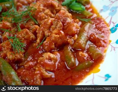 k?ymal? fasulye - Turkish dish with minced beef, green beans in tomato sauce