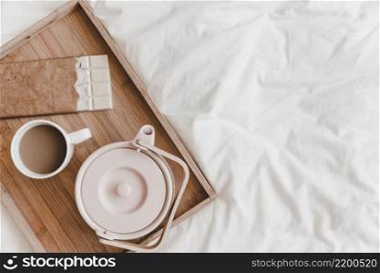 kettle chocolate hot drink white bedsheet