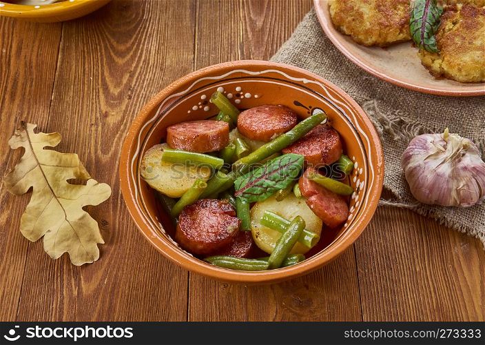 Kielbasa Green Bean and Potato Casserole, Sausage Potato Casserole