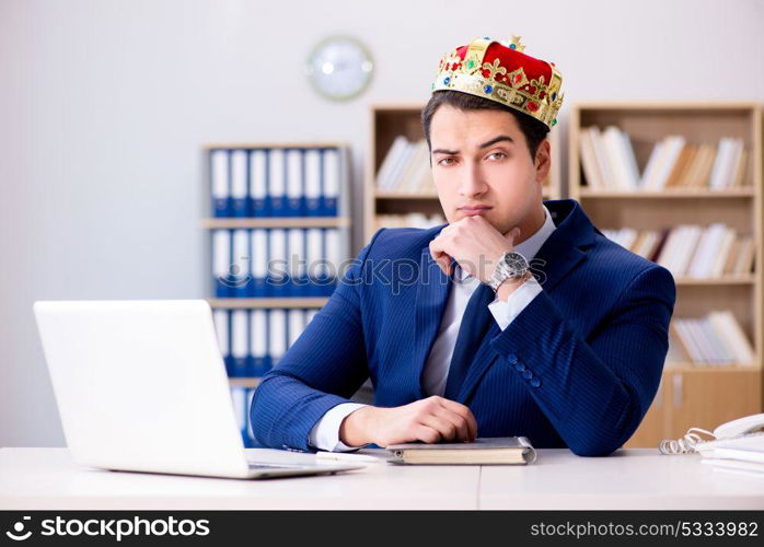 King businessman working in the office