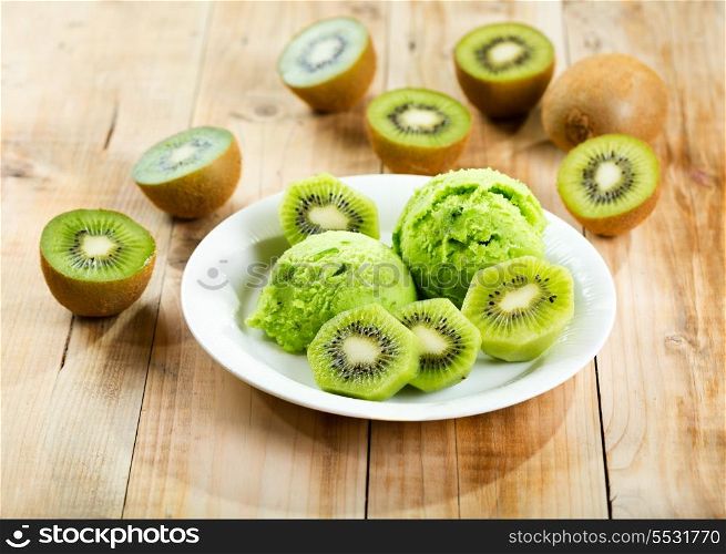kiwi ice cream with fresh fruits