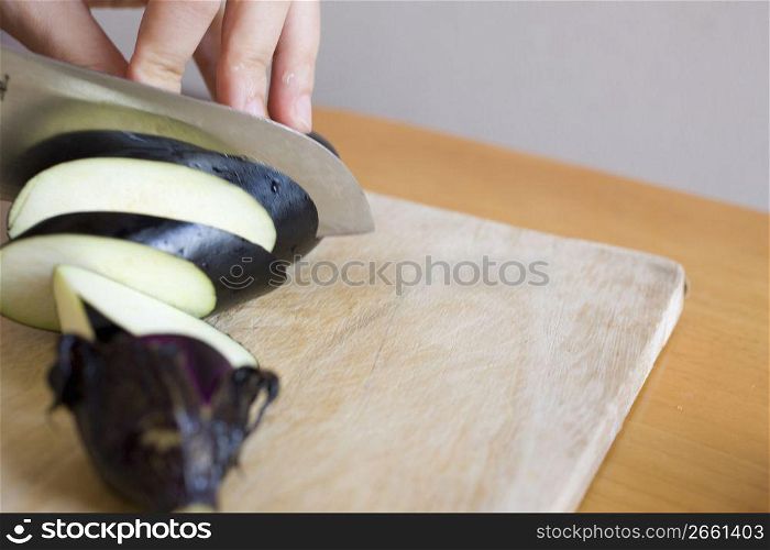 knife cutting up food