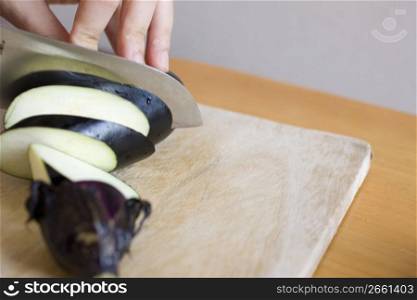 knife cutting up food