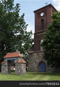 Kranzlin, community Markisch Linden, Ostprignitz-Ruppin, Land Brandenburg, Germany - medieval stone church