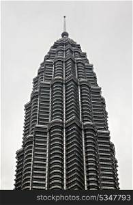 KUALA LUMPUR, MALAYSIA - DECEMBER 20: Petronas Tower on December 20, 2010 in Kuala Lumpur, Malaysia. Petronas Towers were the tallest buildings in the world until 2004