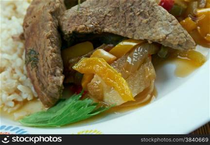 Kuzu Kapama - Turkish meat dish with lamb and vegetables