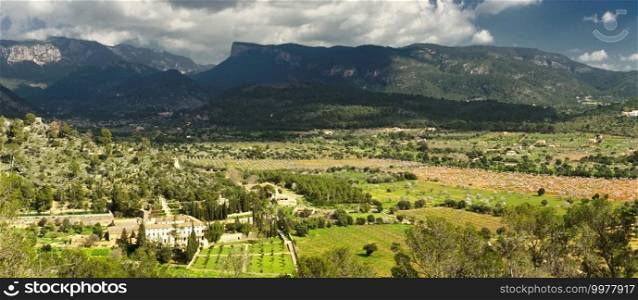 Lands of raixa, a property of public use in the mountains of tramuntana, Palma de mallorca