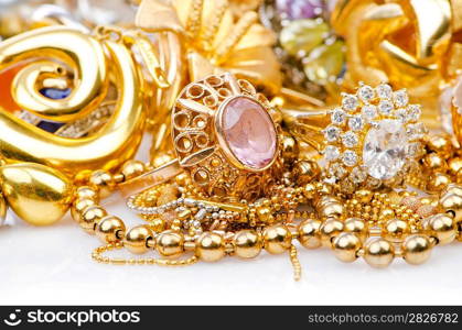 Large collection of gold jewellery