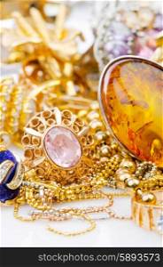 Large collection of gold jewellery